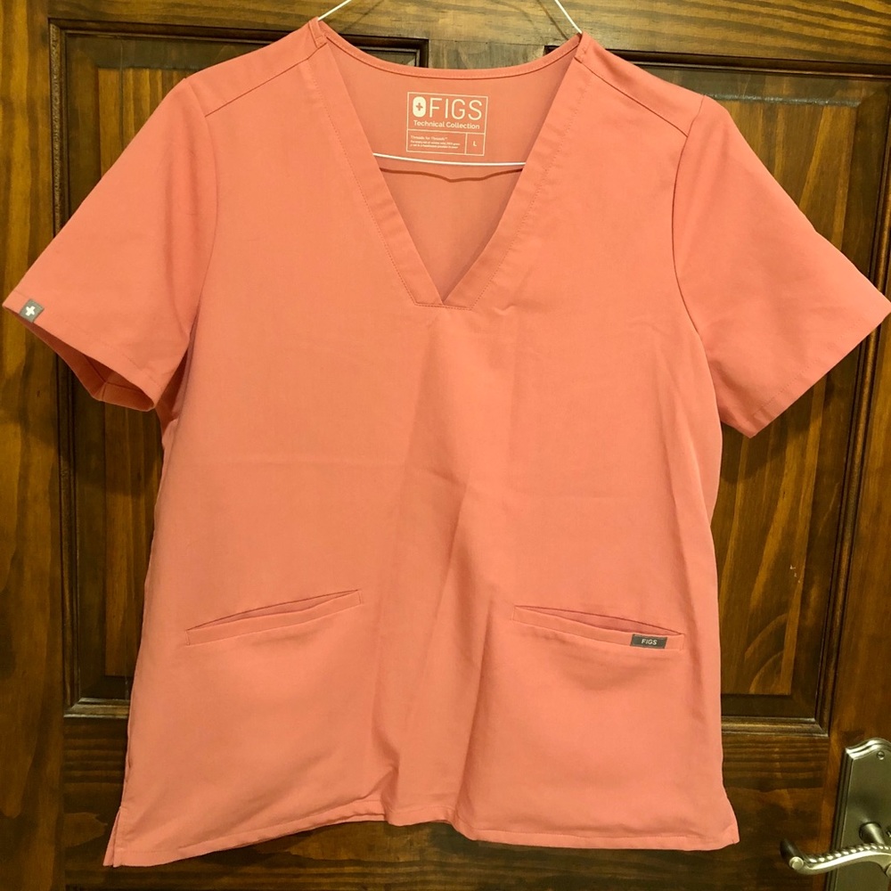 FIGS Scrub Set-Limited Edition Color-LIKE NEW!